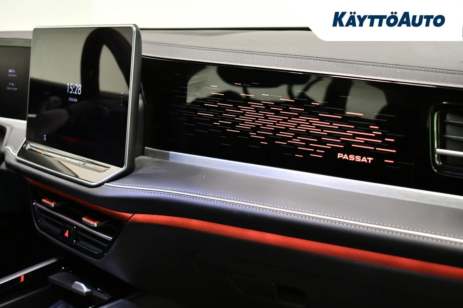 Volkswagen Passat CRX-520 carousel image