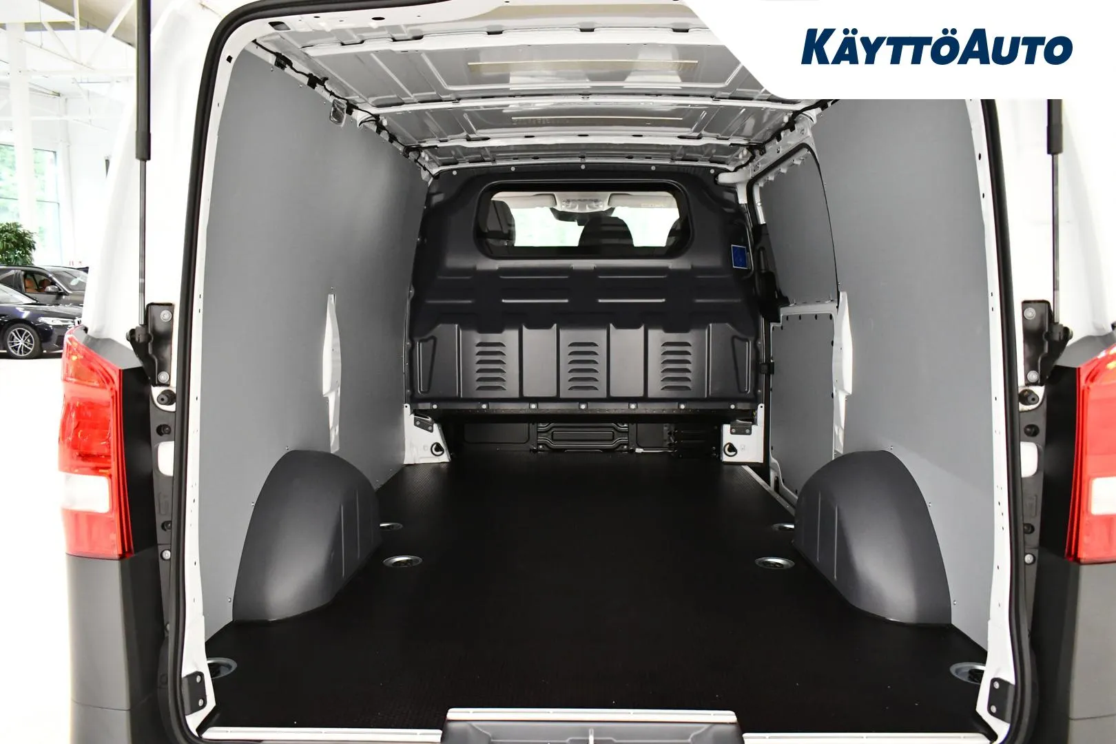 Mercedes-Benz Vito CRT-535 carousel image