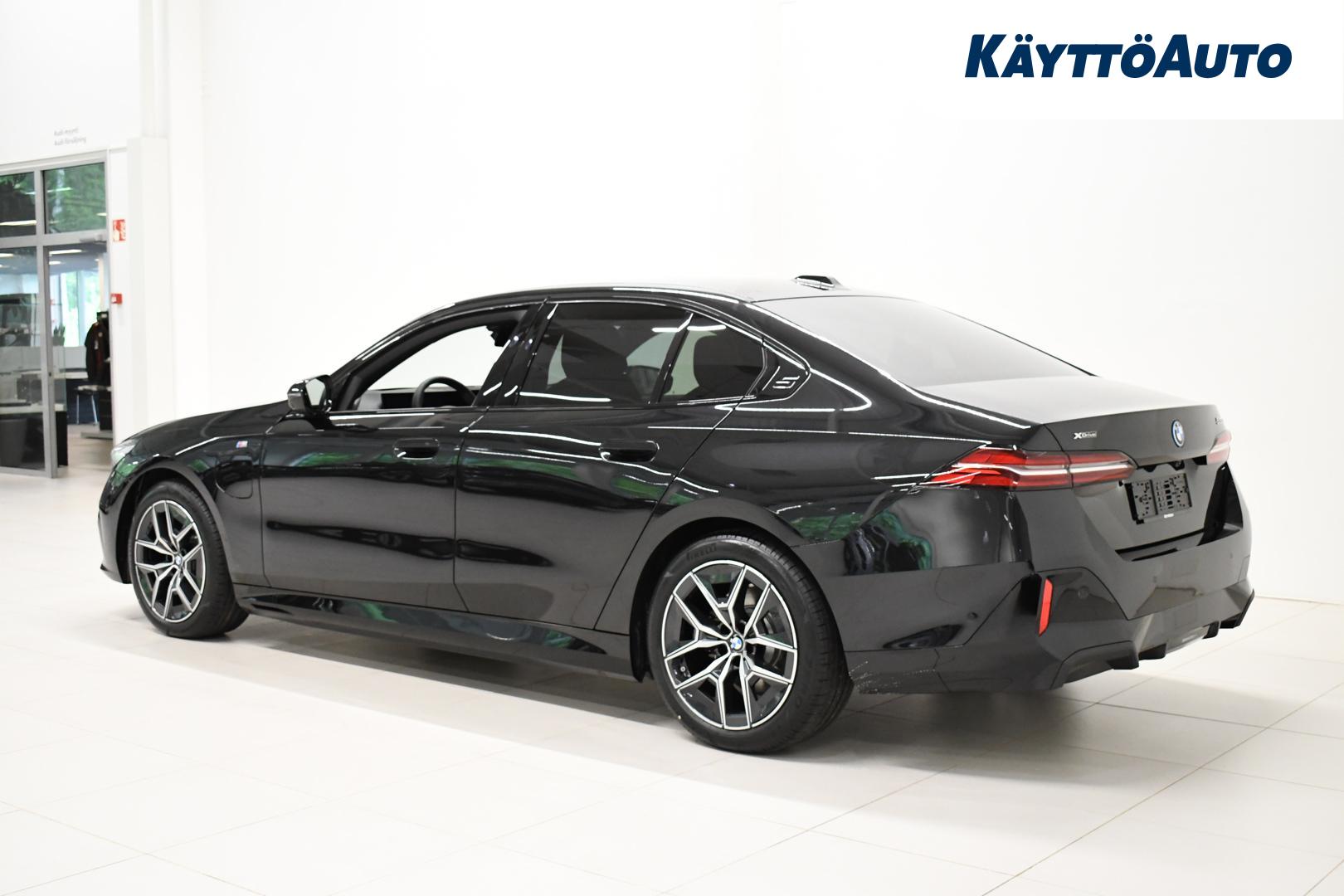 BMW 530 2026, kuva 3/27