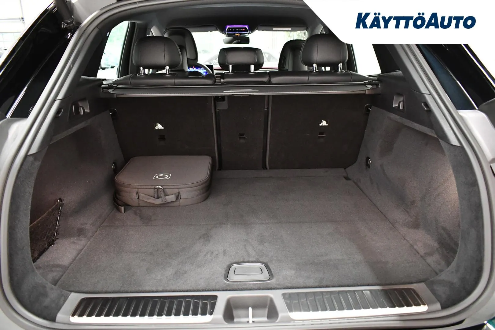 Mercedes-Benz EQE GRL-760 carousel image