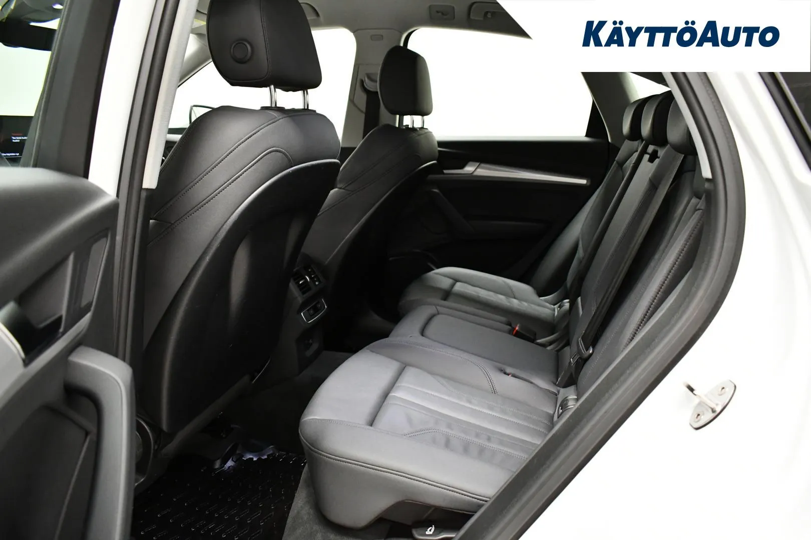 AUDI Q5 ZOH-830 carousel image