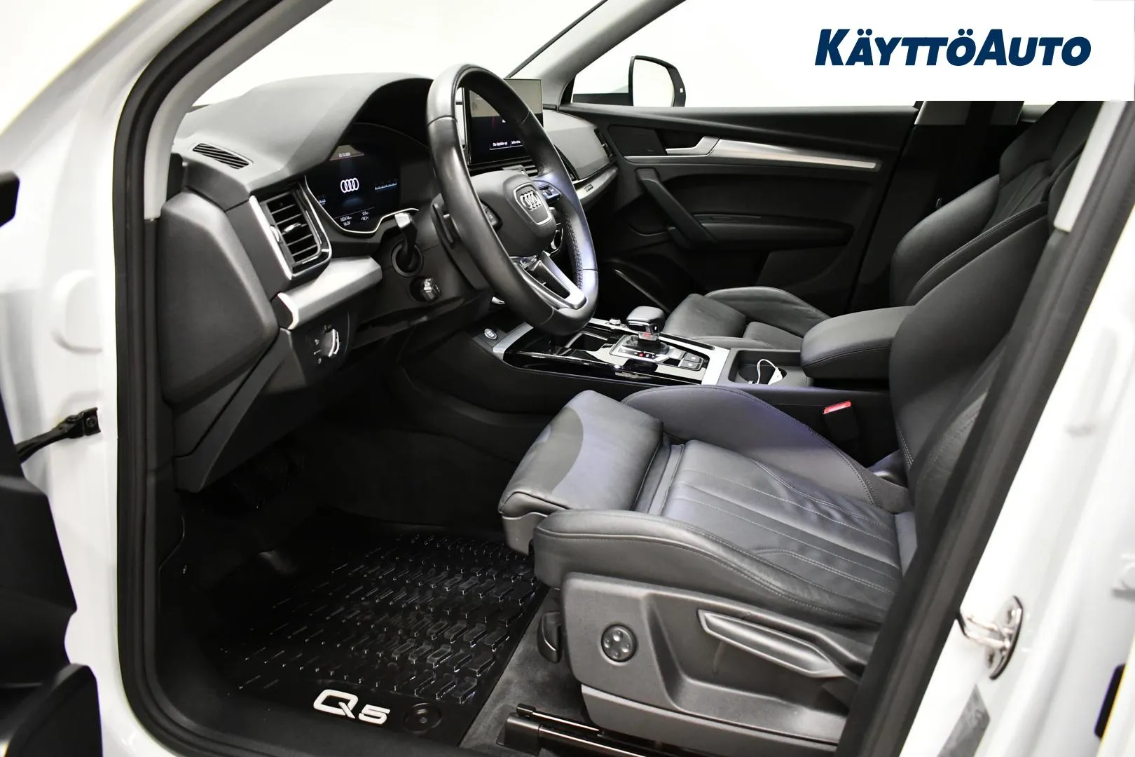 AUDI Q5 ZOH-830 carousel image