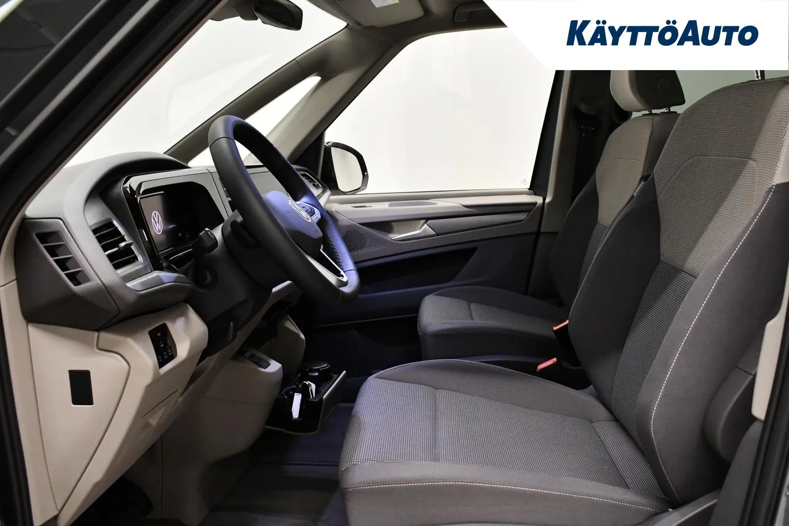 VOLKSWAGEN Multivan ISN-850 carousel image