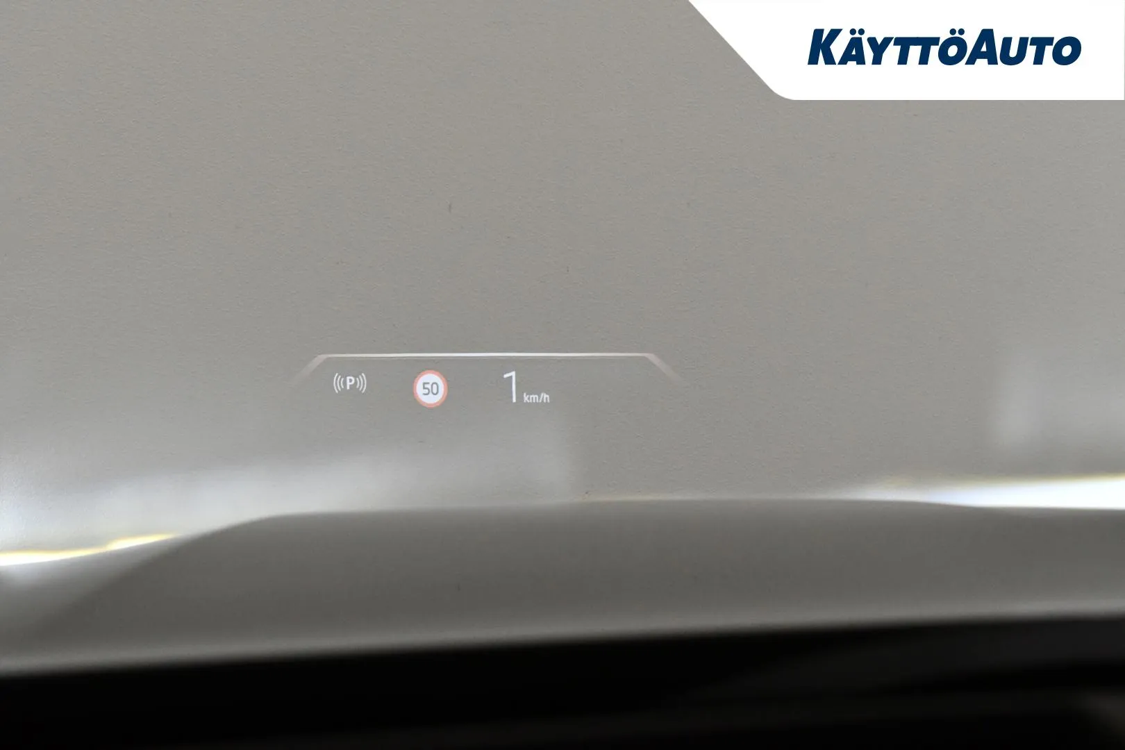 BMW 530E YYI-168 carousel image