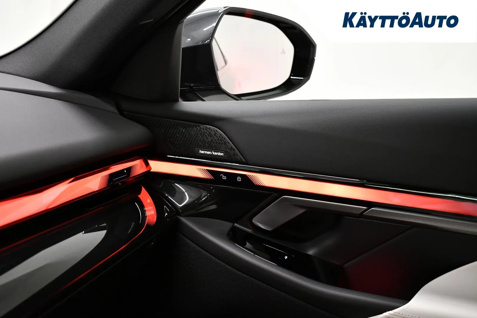 BMW 530E YYI-168 carousel image