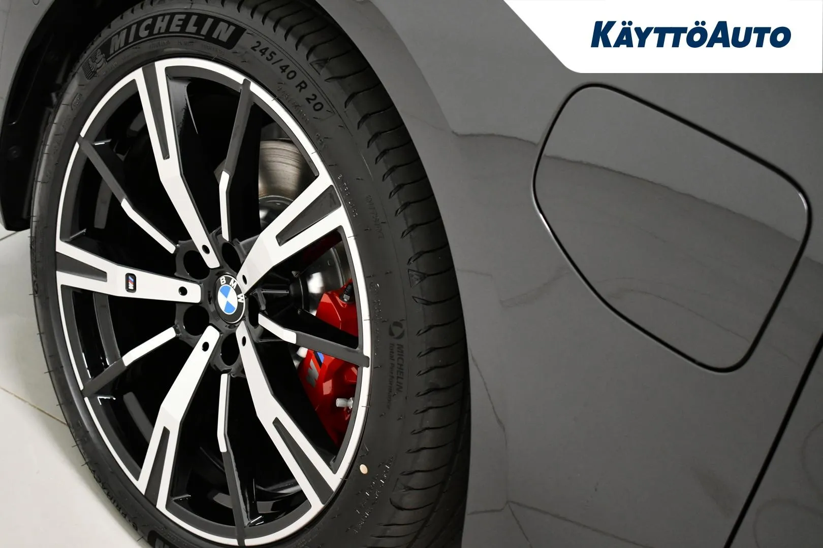 BMW 530E YYI-168 carousel image