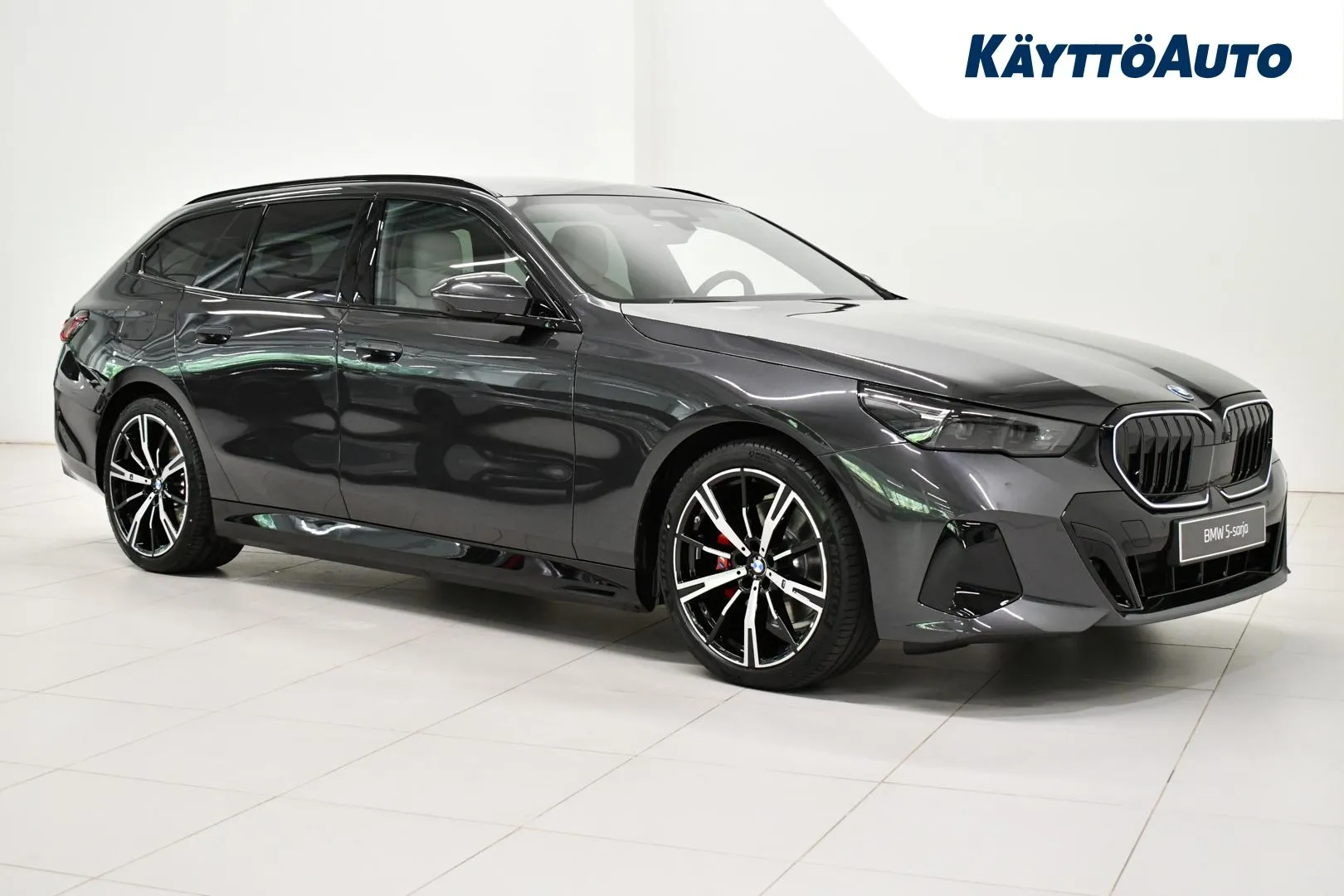 BMW 530E YYI-168 carousel image