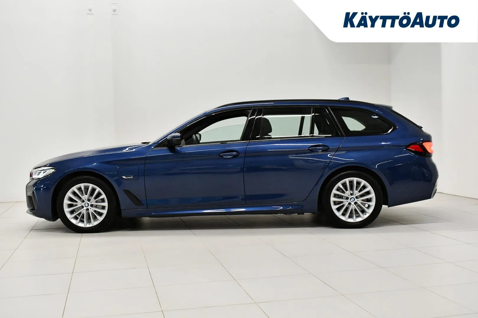 BMW 530 RVS-290 carousel image