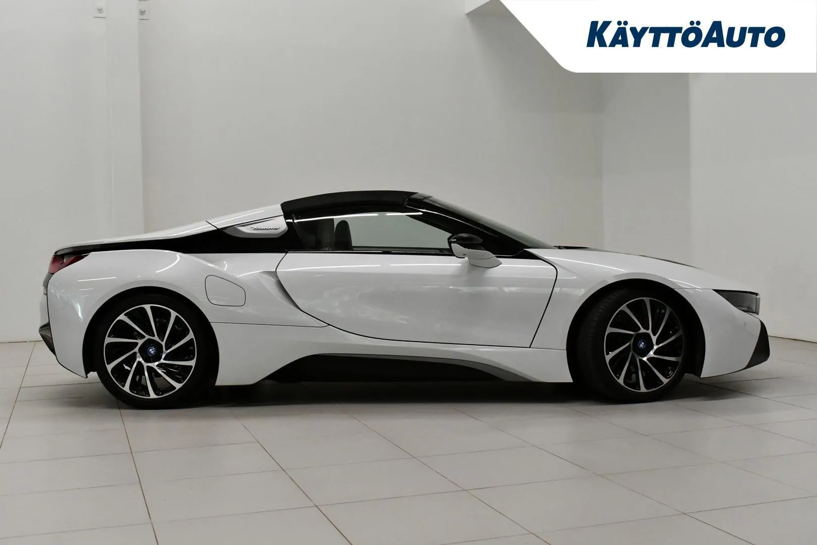 BMW i8 MOK-415 carousel image