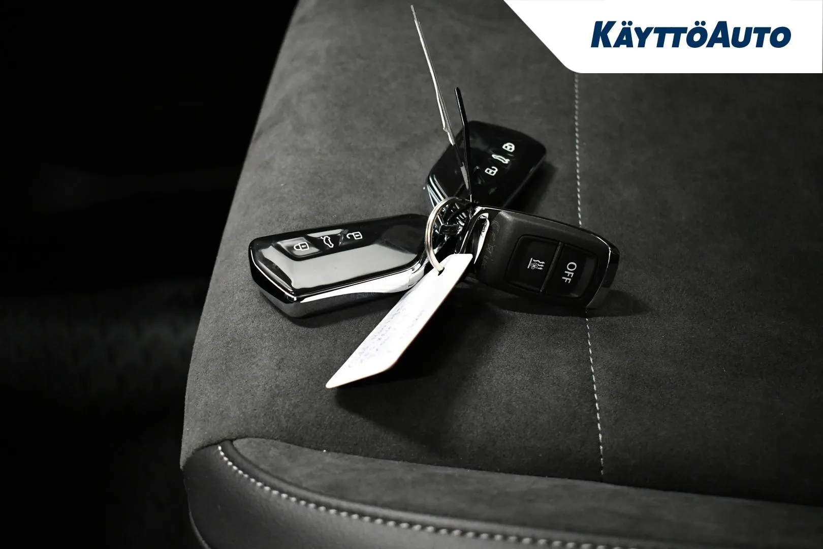 Volkswagen Caddy Maxi ZPS-826 carousel image