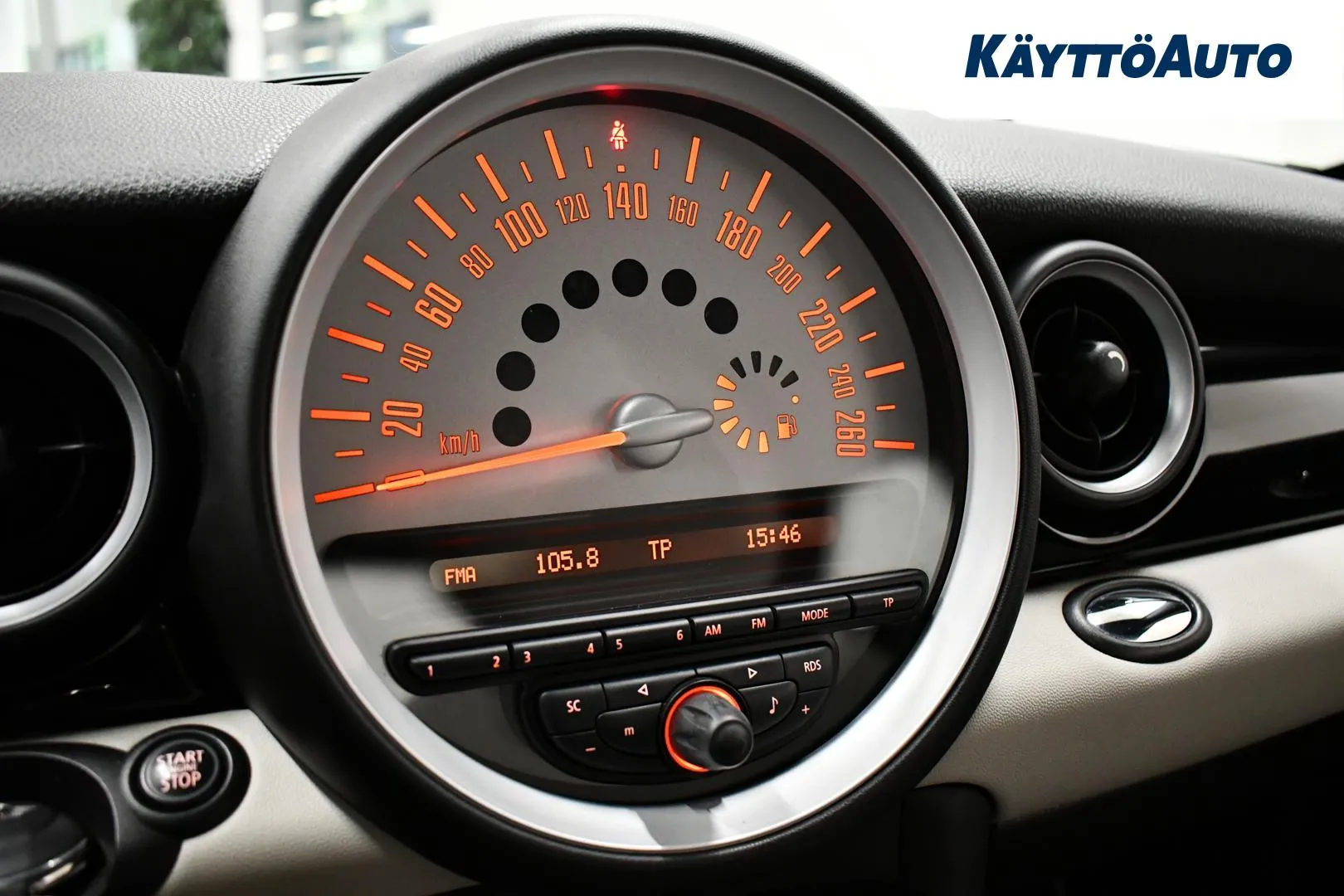 MINI Cooper EPX-342 carousel image
