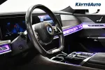 BMW i7 CSA-609 carousel thumbs