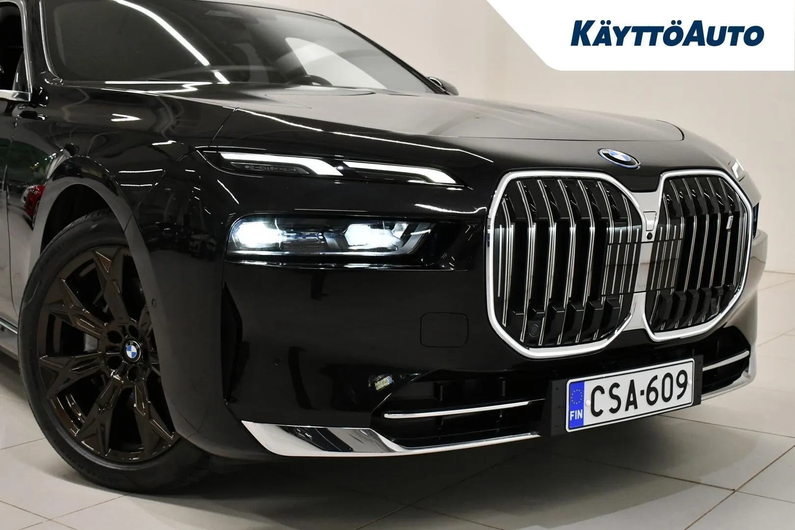 BMW i7 CSA-609 carousel image