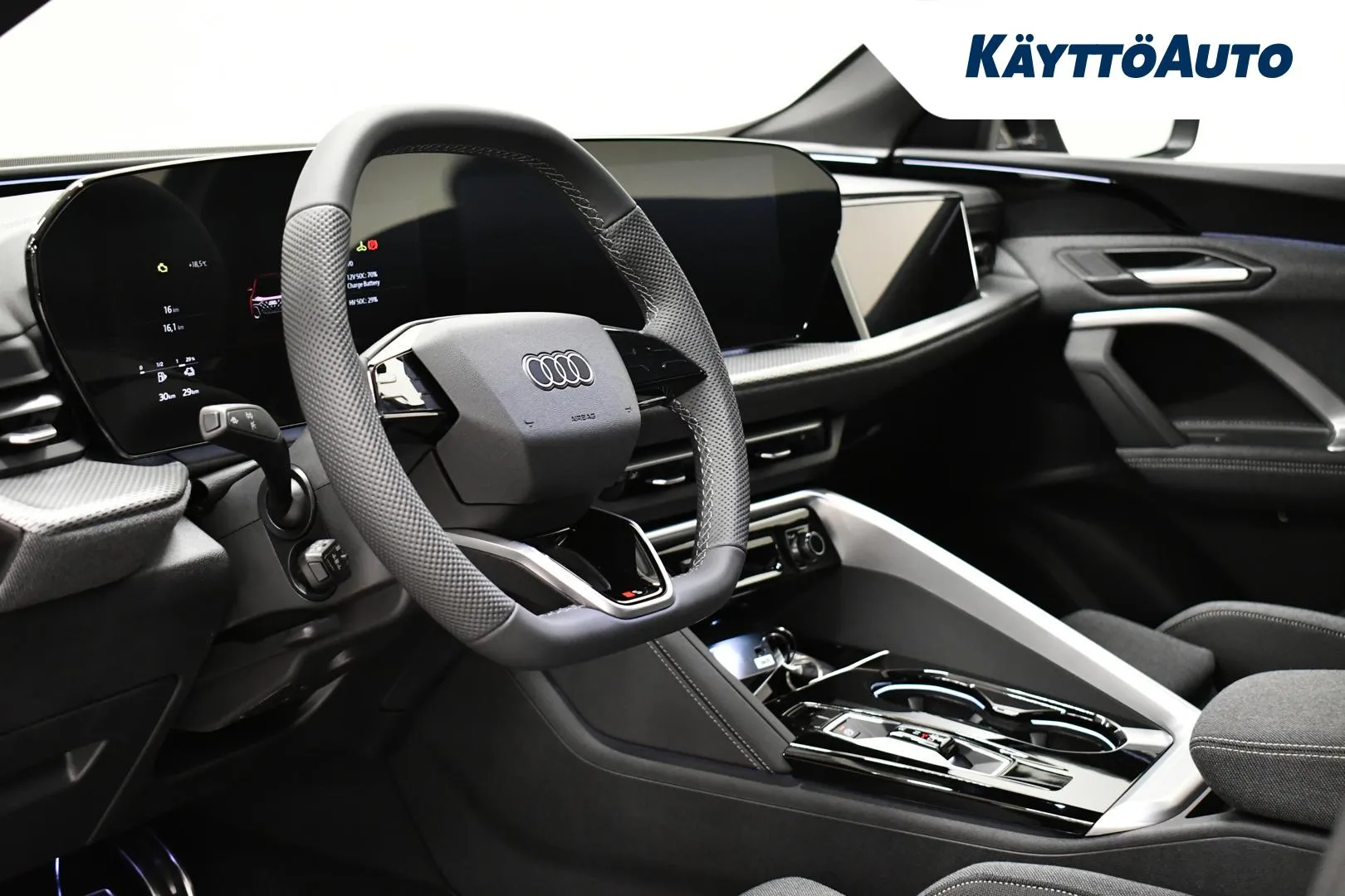 Audi Q5 YZZ-710 carousel image