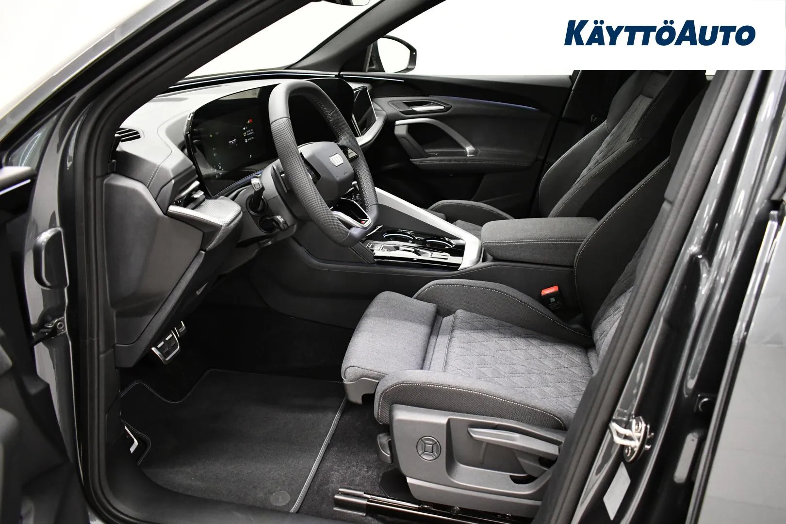 Audi Q5 YZZ-710 carousel image