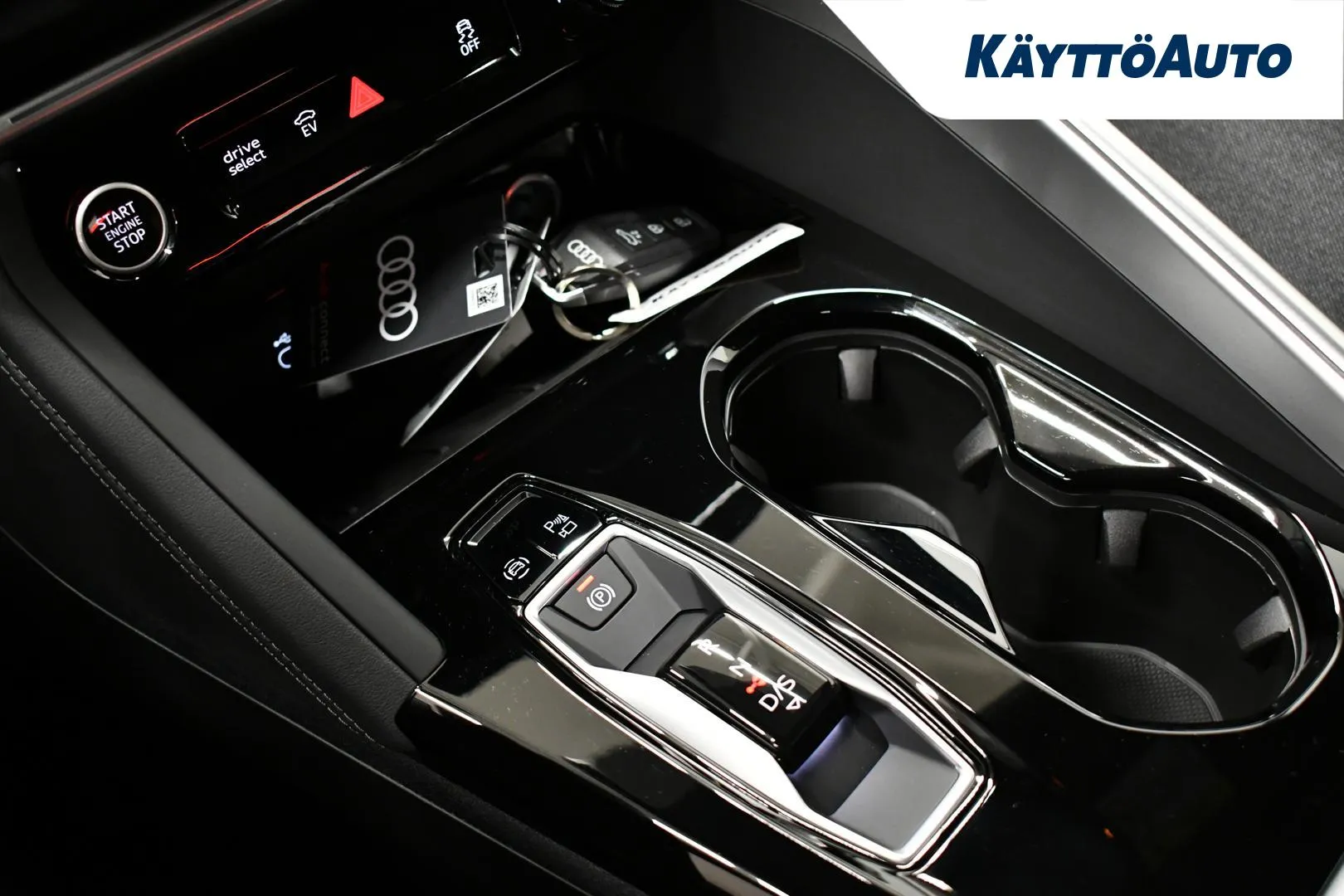 Audi Q5 YZZ-710 carousel image