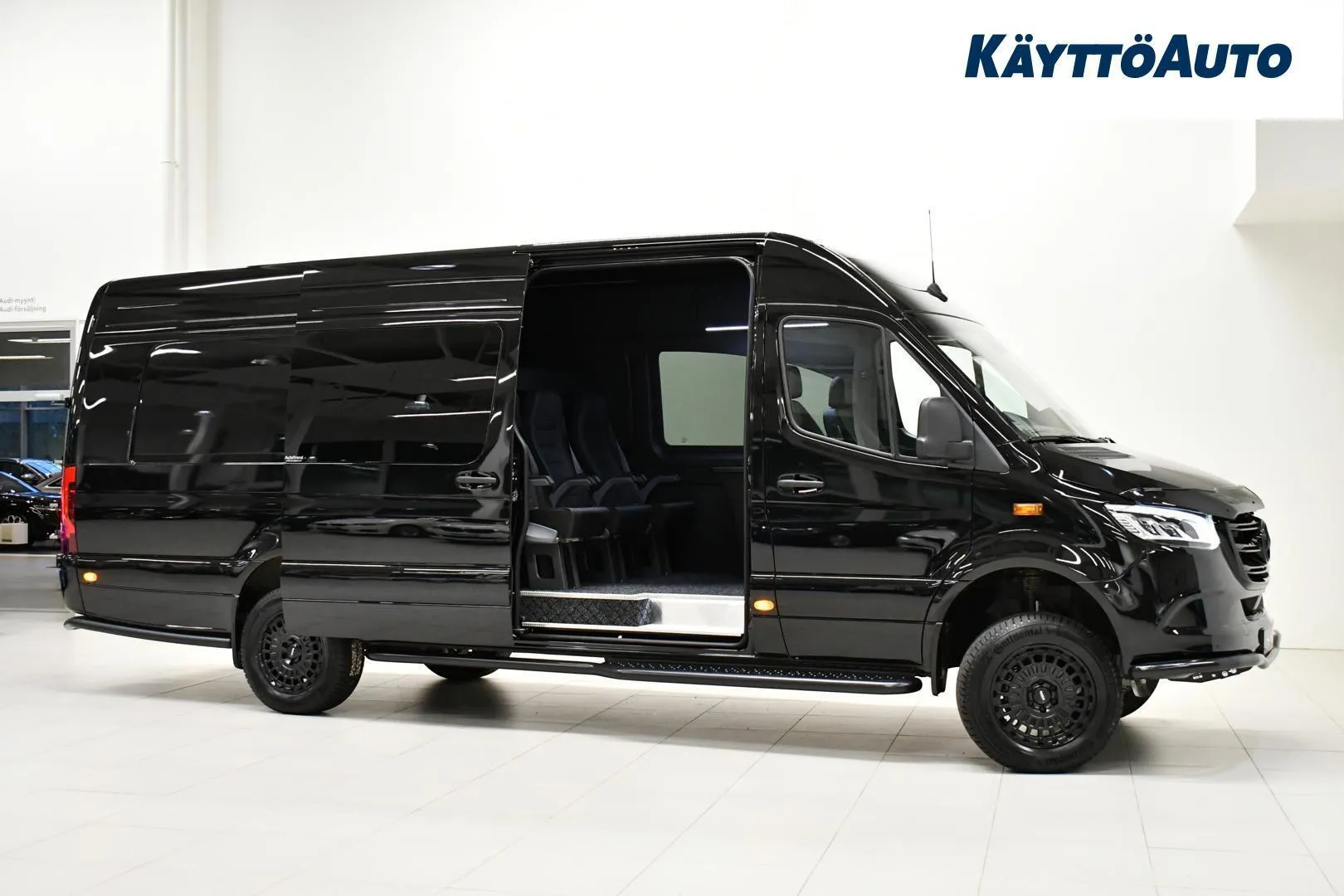 Mercedes-Benz Sprinter 858720 carousel image