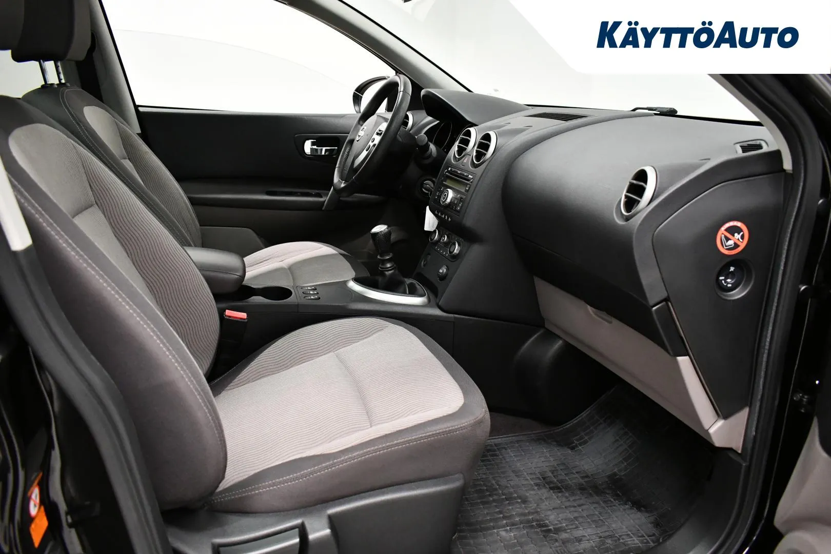 NISSAN Qashqai+2 ZKZ-842 carousel image