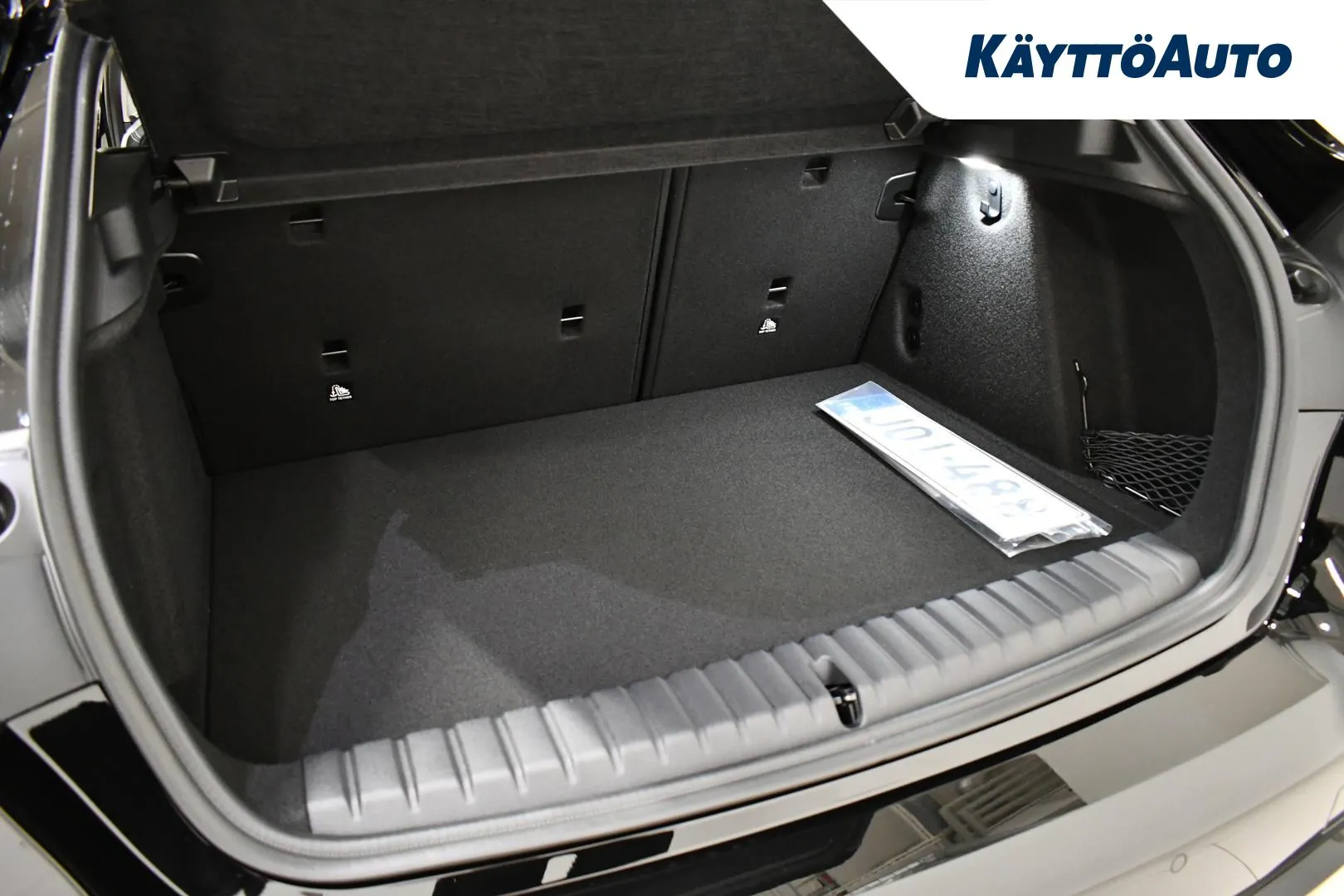 BMW 120 JOI-488 carousel image