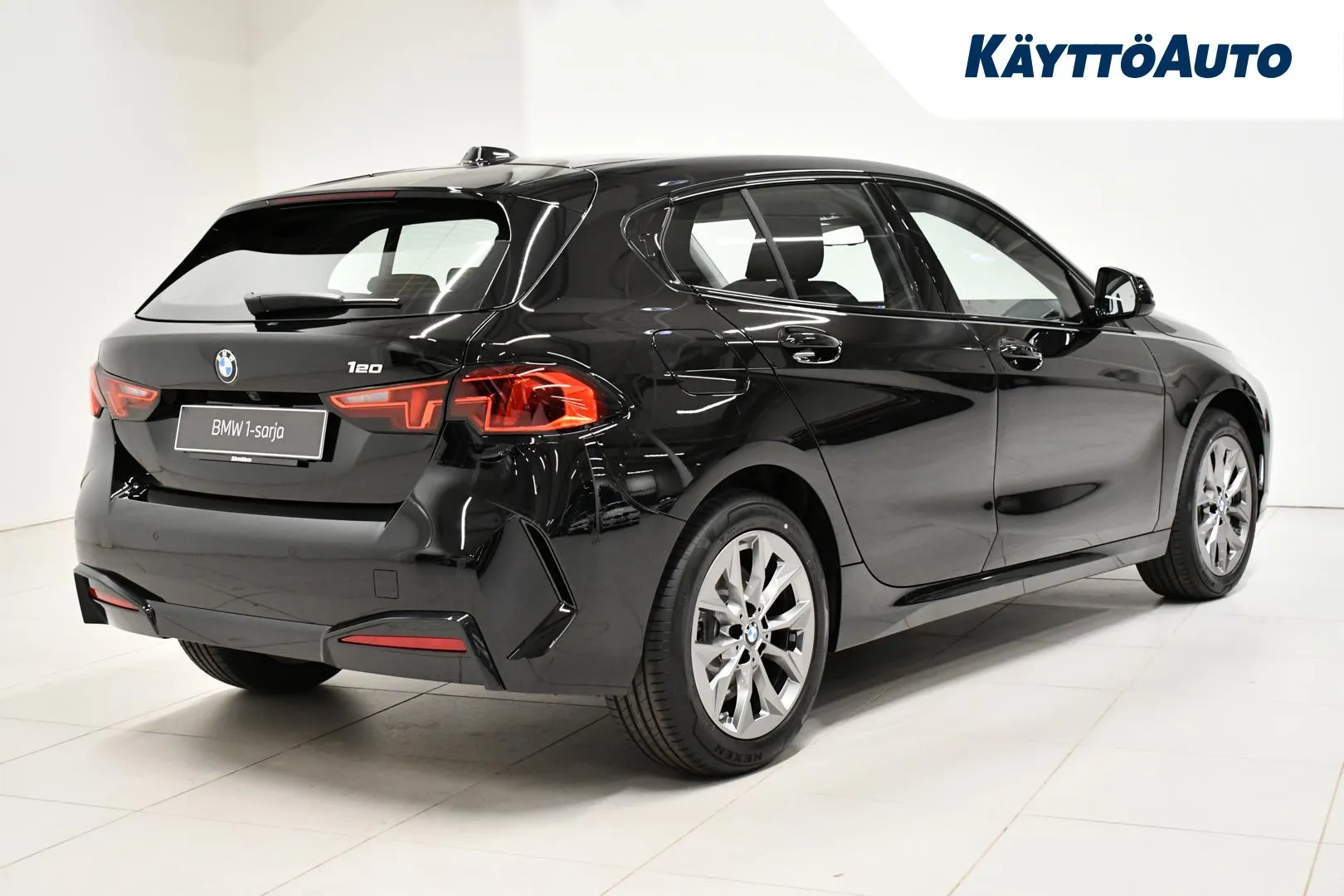 BMW 120 JOI-488 carousel image