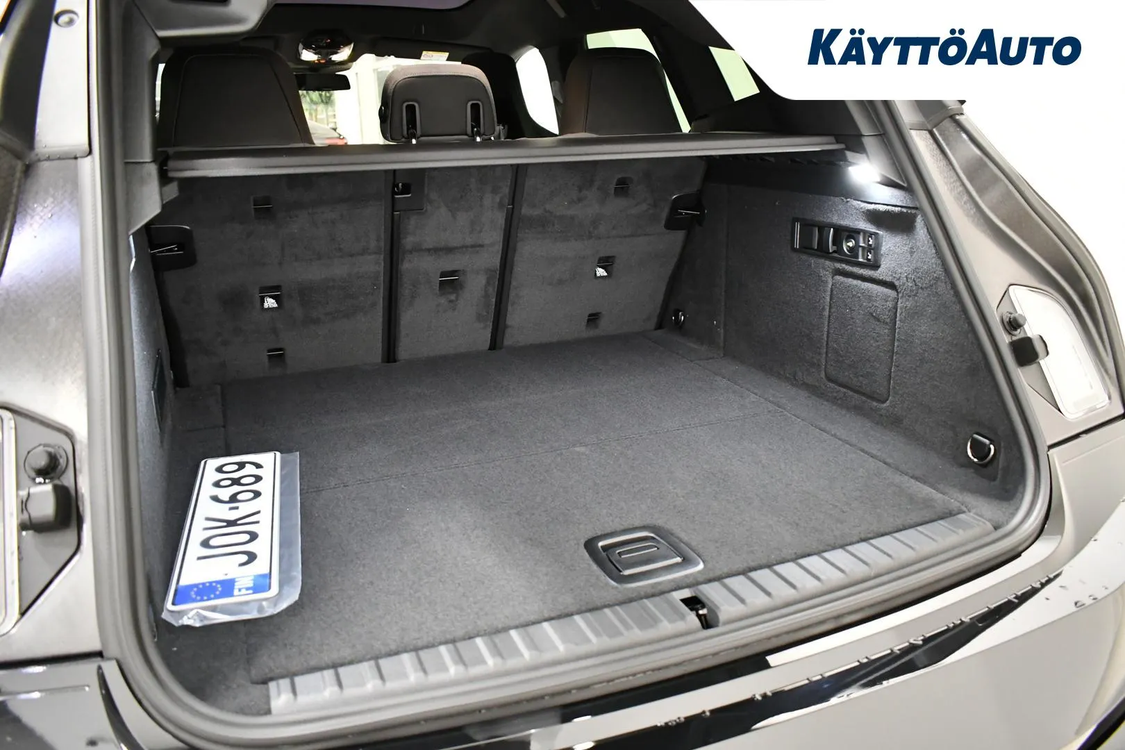 BMW iX JOK-689 carousel image