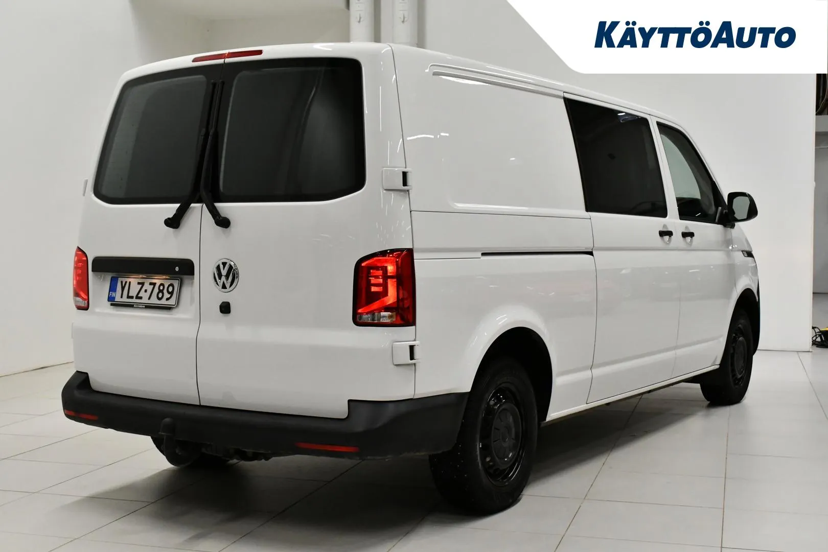 VOLKSWAGEN Transporter YLZ-789 carousel image