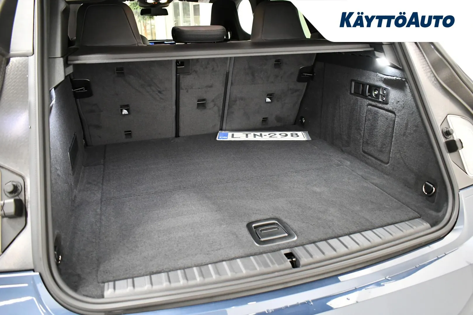 BMW IX LTN-298 carousel image