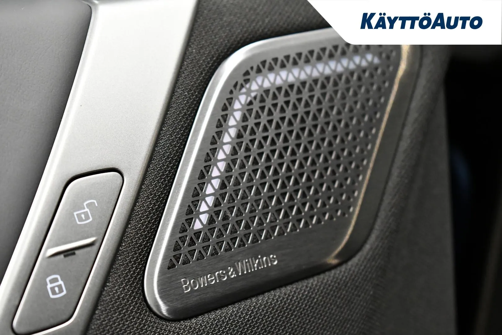 BMW IX LTN-298 carousel image