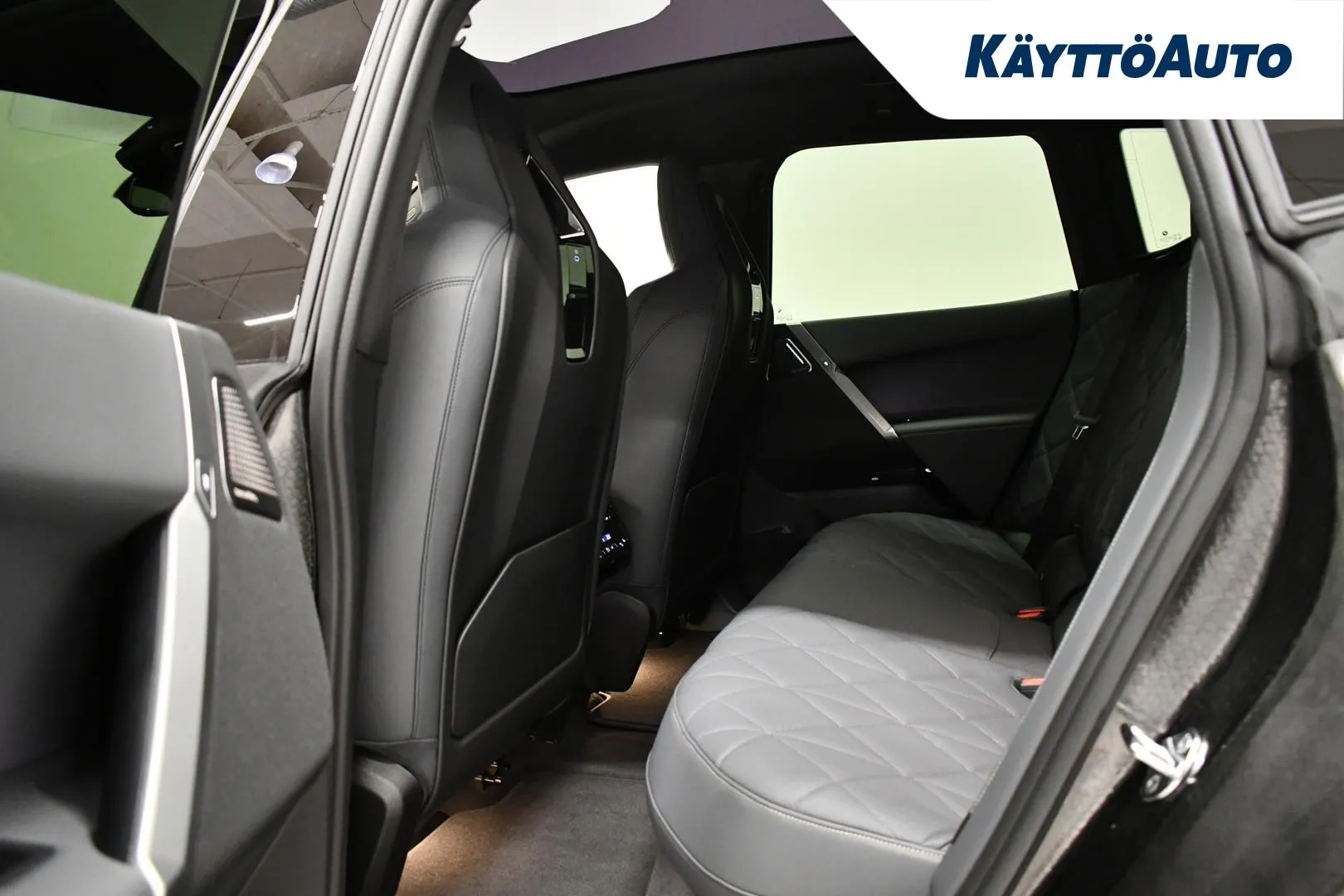 BMW IX LTN-298 carousel image
