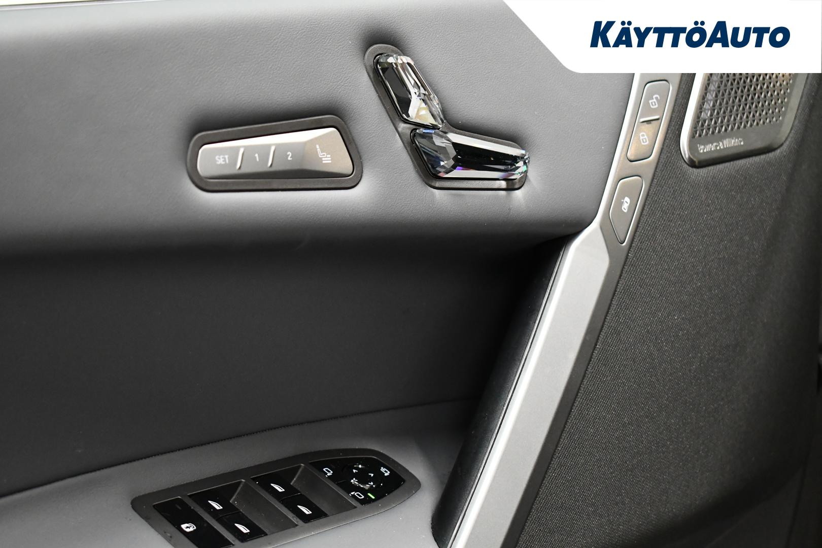 BMW iX xDrive60 Super Charged 2025, kuva 5/31