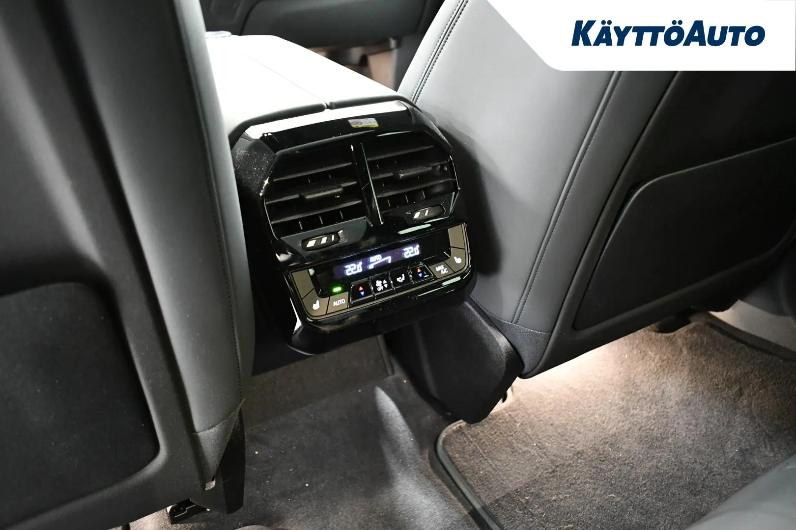 BMW iX GRJ-802 carousel image