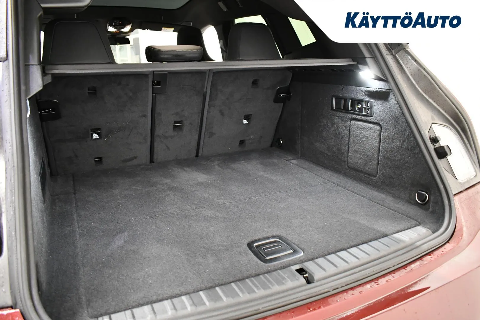 BMW iX GRJ-802 carousel image