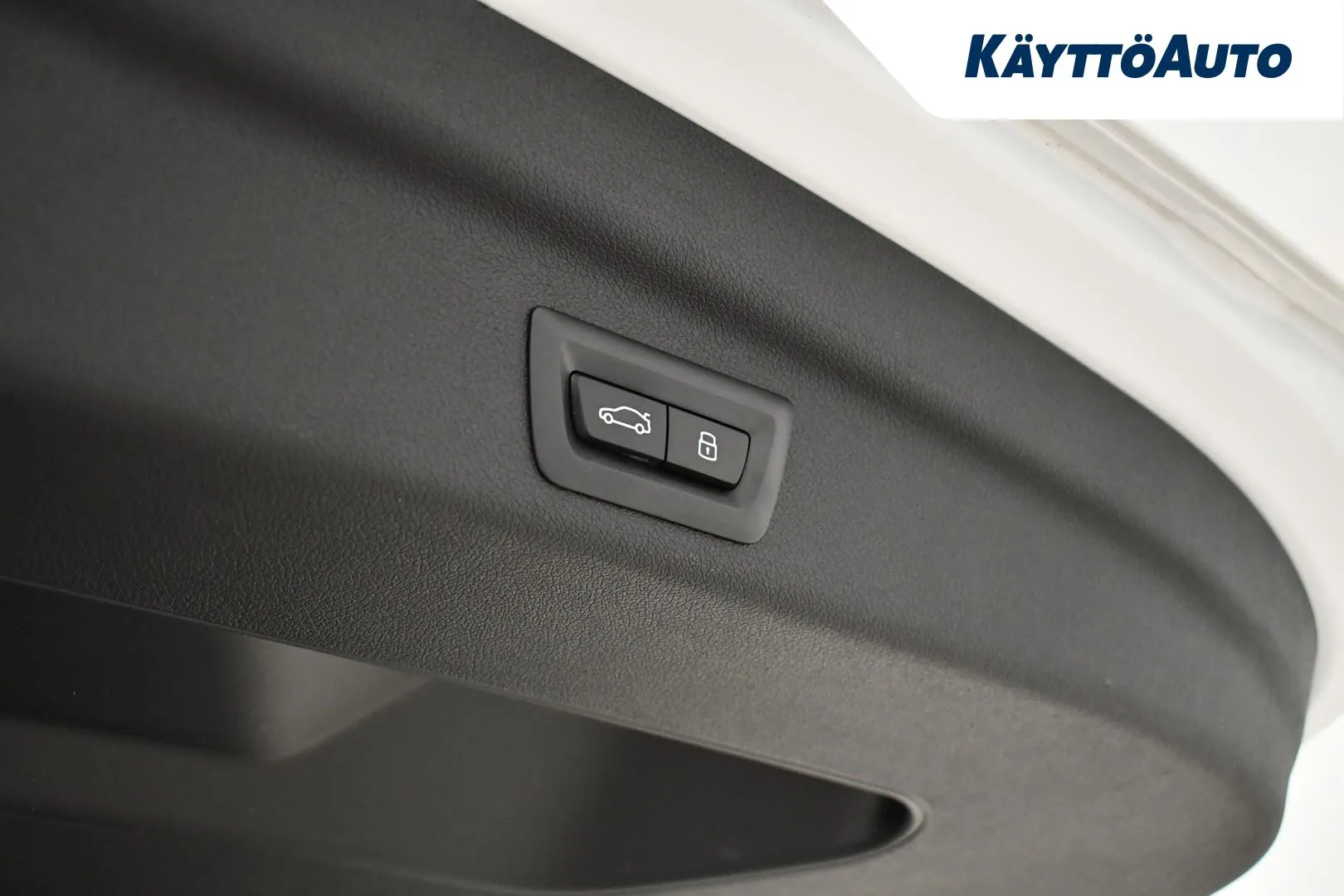 BMW 225 NNL-669 carousel image