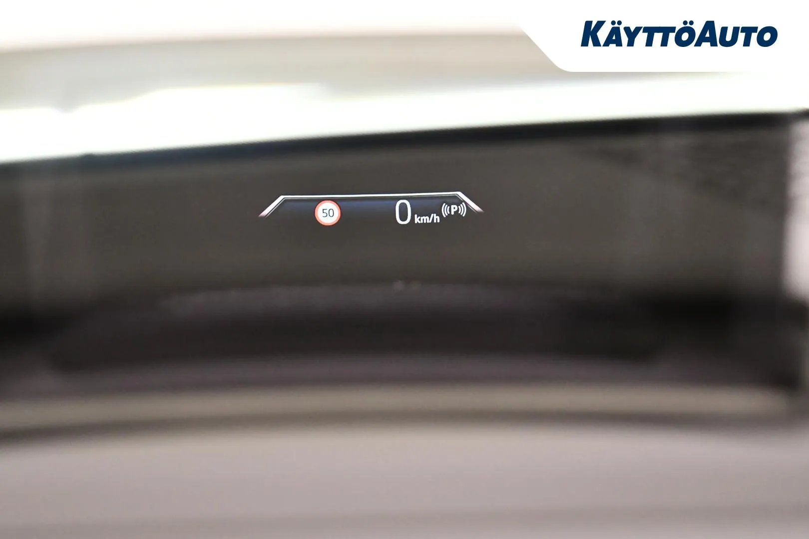 BMW 225 NNL-669 carousel image