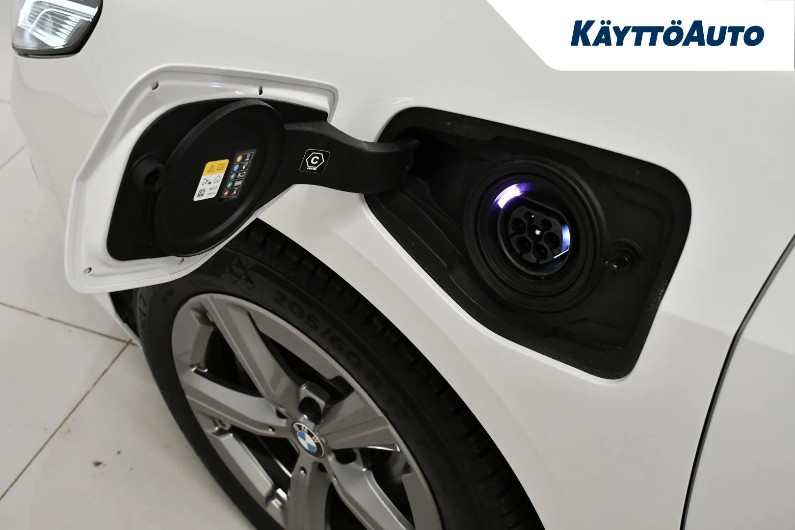 BMW 225 NNL-669 carousel image