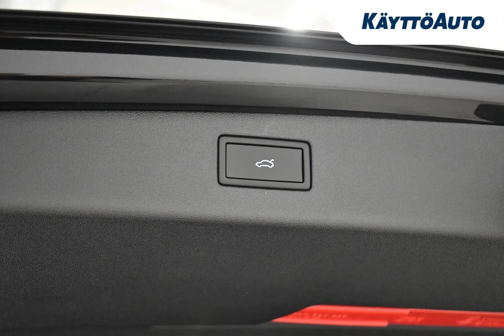 Volkswagen Tiguan GRP-201 carousel image