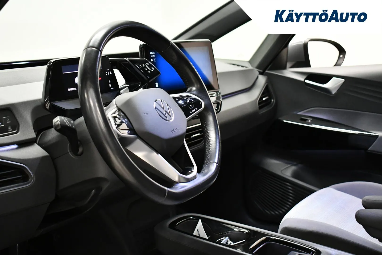 VOLKSWAGEN ID.3 SZA-589 carousel image