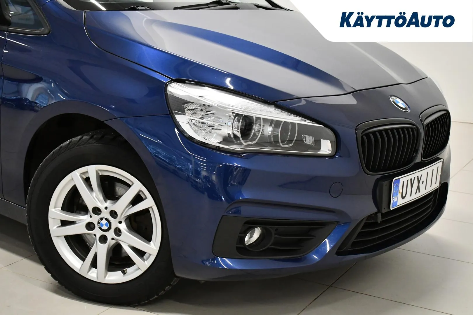 BMW 218 UYX-111 carousel image