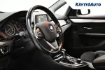 BMW 218 UYX-111 carousel thumbs