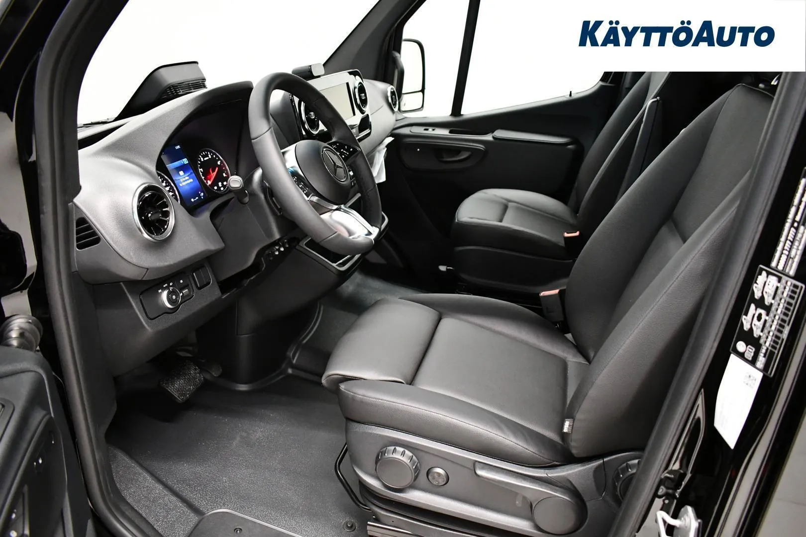 Mercedes-Benz Sprinter 886529 carousel image