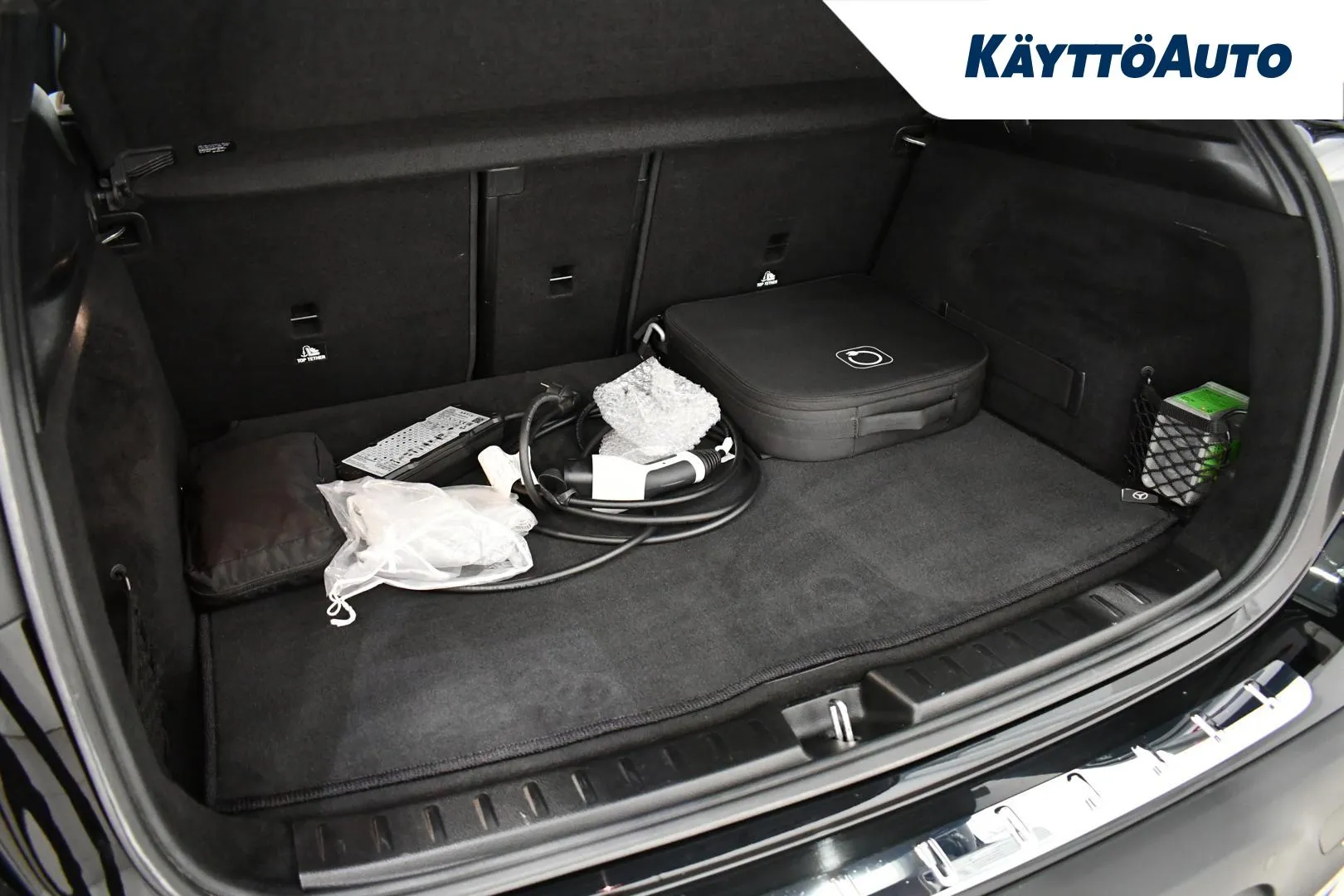 MERCEDES-BENZ EQA YLX-891 carousel image