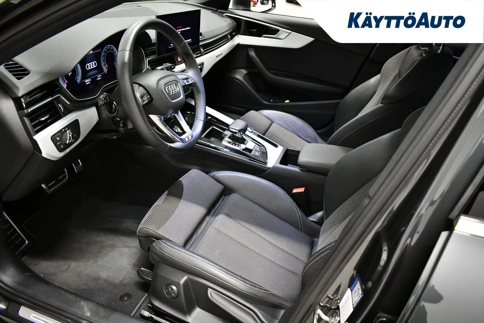 AUDI A4 ZOS-472 carousel image