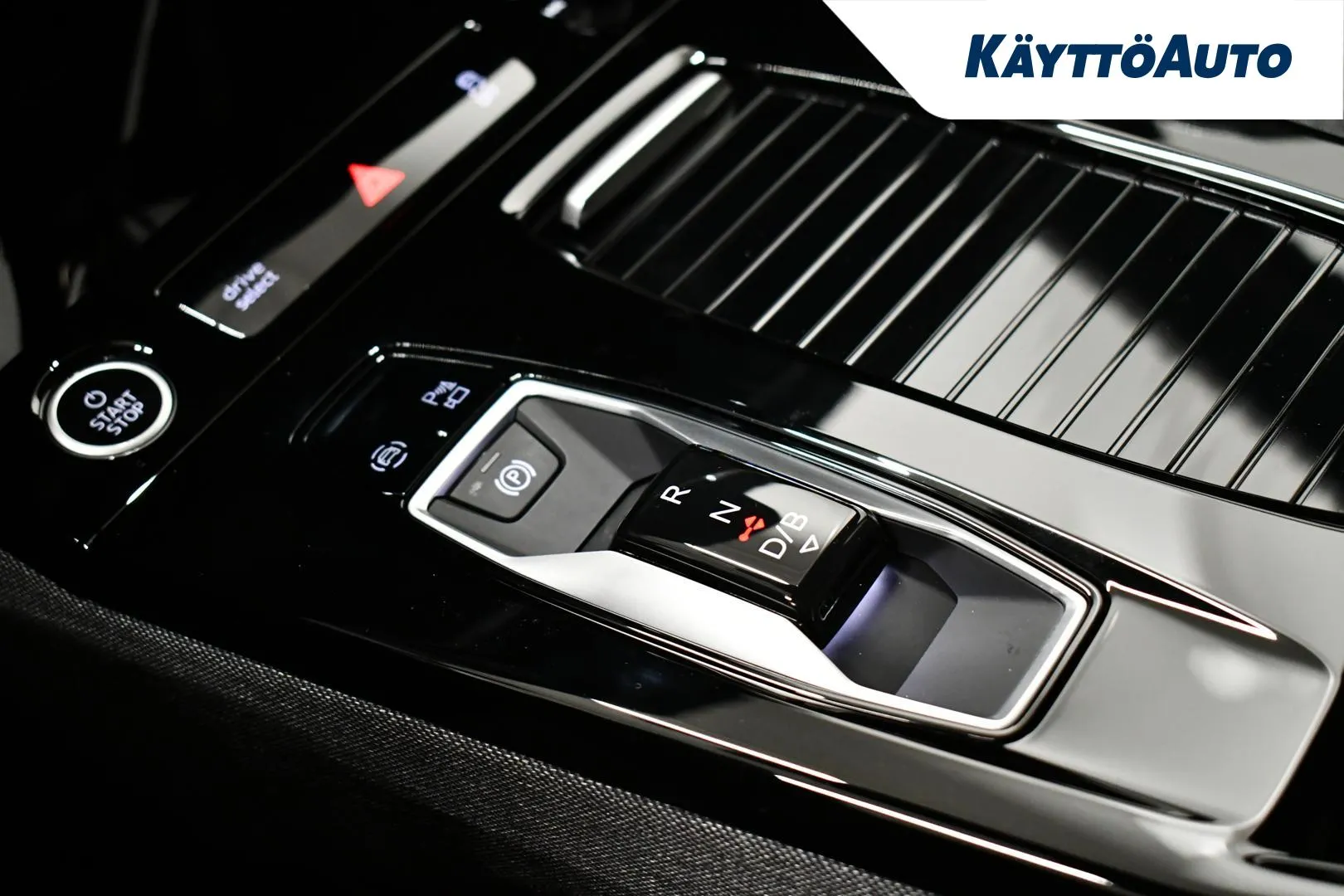 Audi Q6 e-tron RXS-504 carousel image