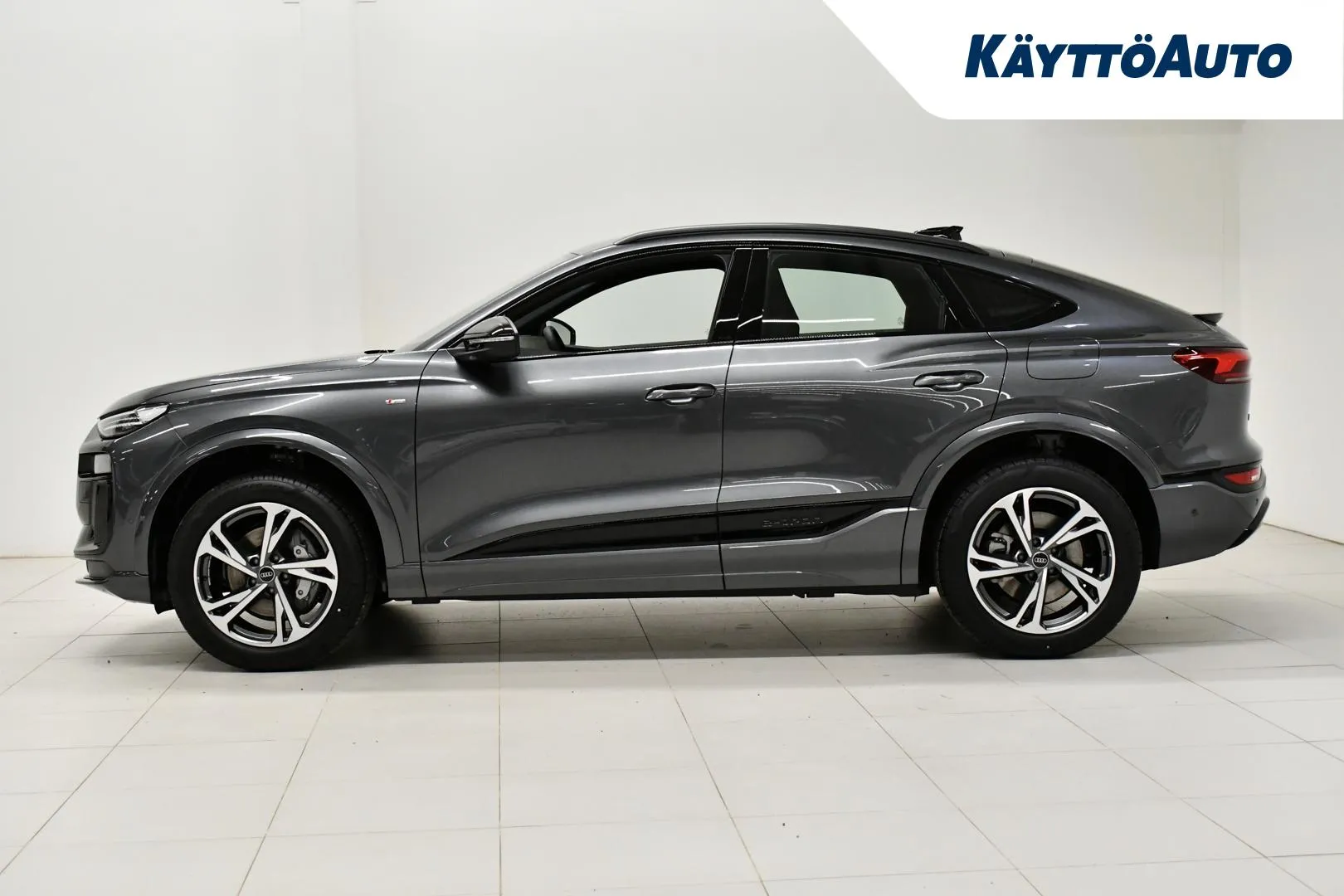 Audi Q6 e-tron RXS-504 carousel image