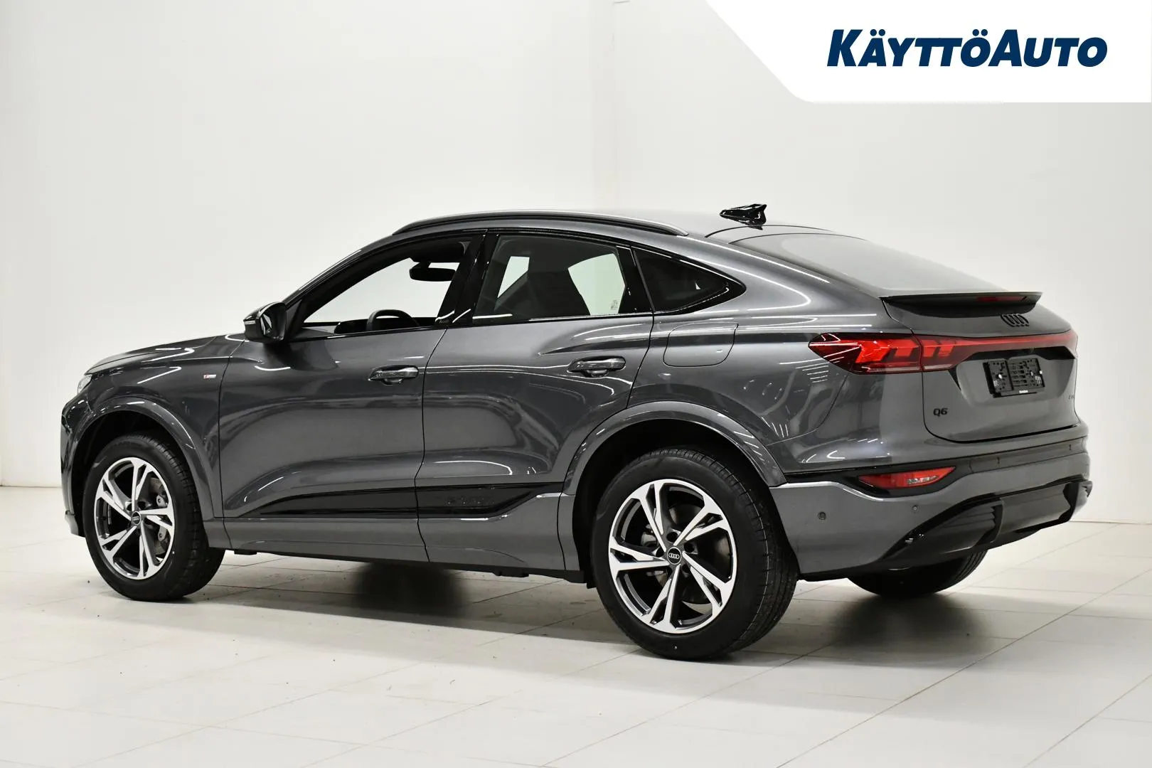 Audi Q6 e-tron RXS-504 carousel image