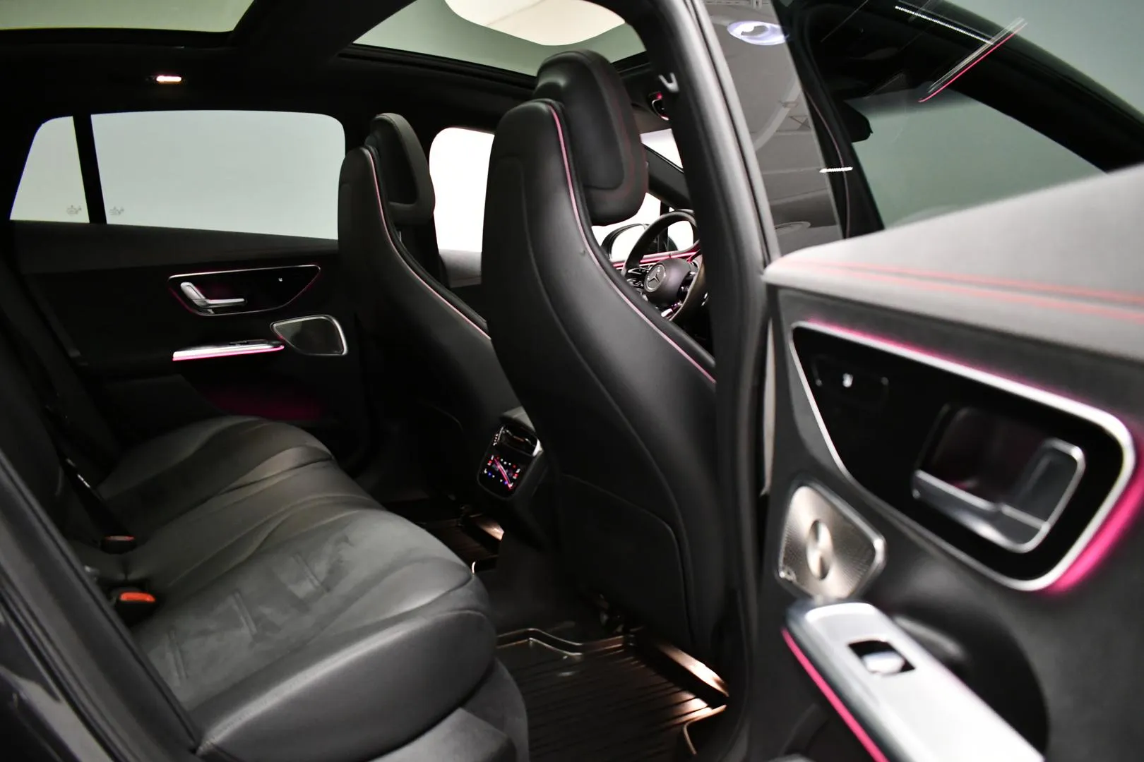 MERCEDES-BENZ EQE ZPB-415 carousel image