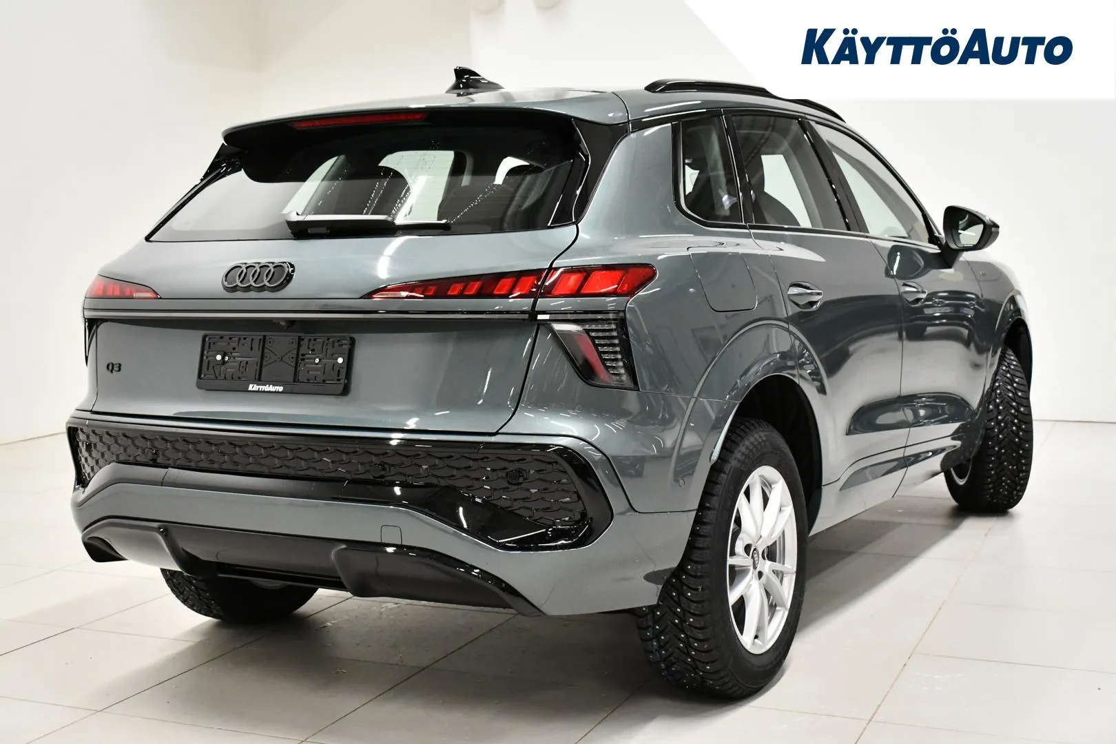 Audi Q3 NOK-659 carousel image