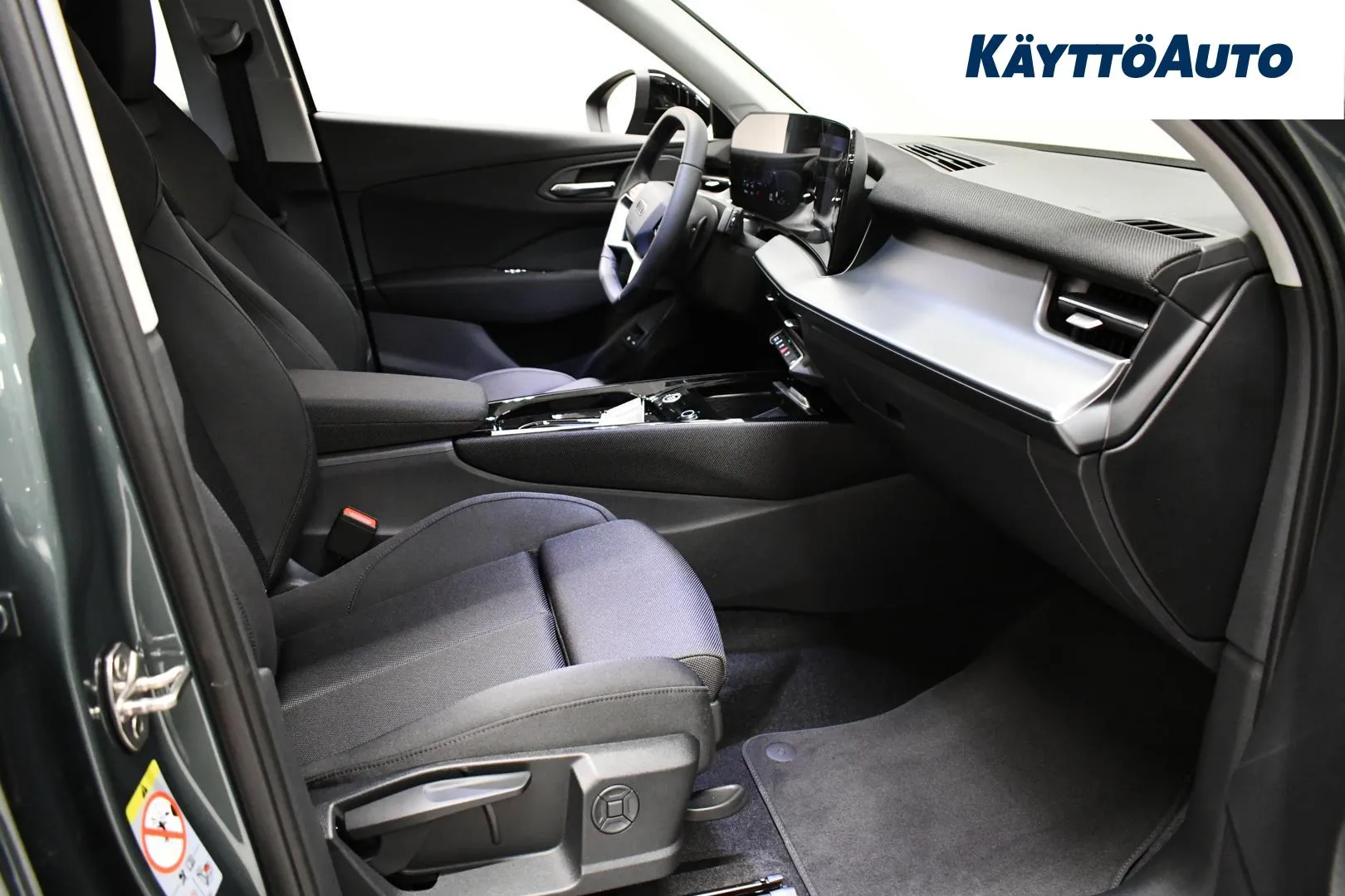 Audi Q3 NOK-659 carousel image