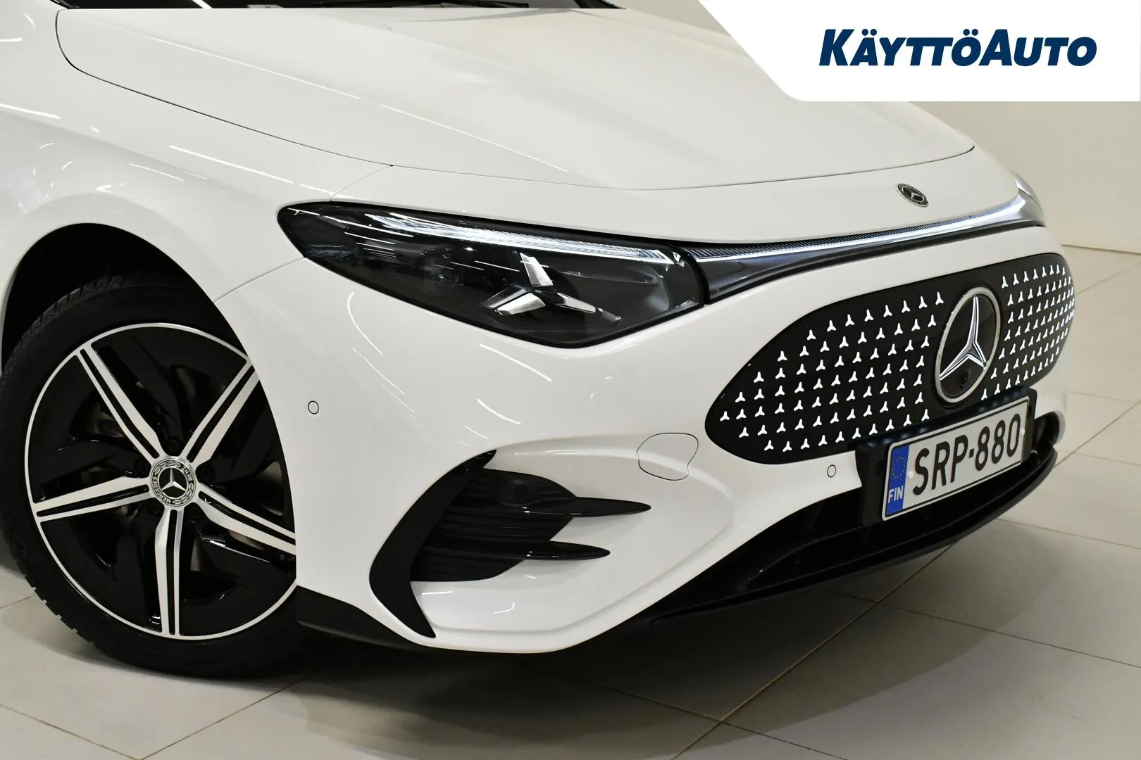 Mercedes-Benz CLA SRP-880 carousel image