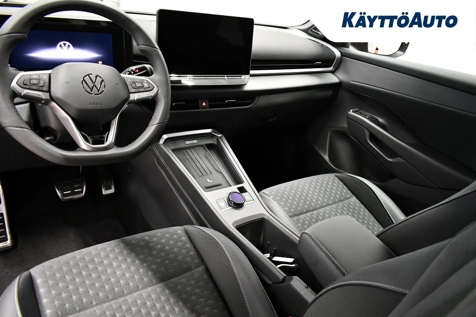 Volkswagen T-Roc SRN-996 carousel image